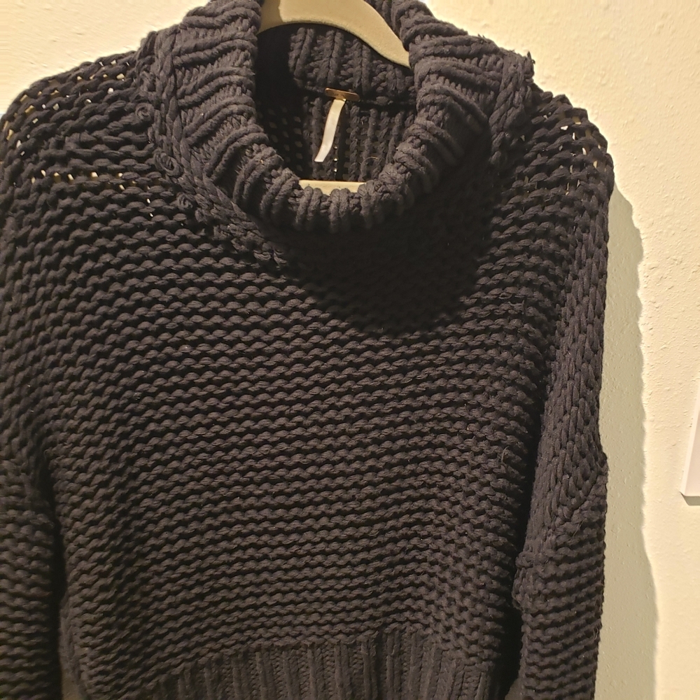 Free People Women's Size S Chunky  Black Knit My Only Sunshine Sweater